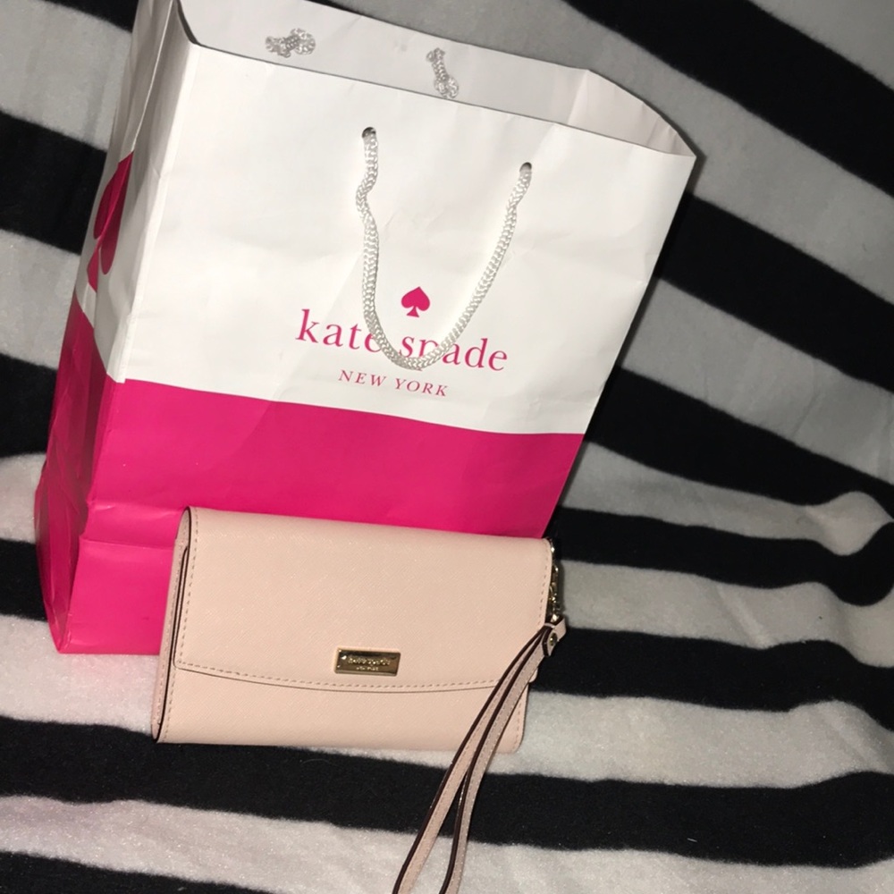 Kate spade iPhone wristlet